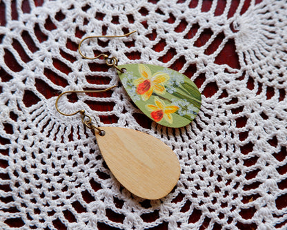 Hand-Painted Earrings - Daffodils